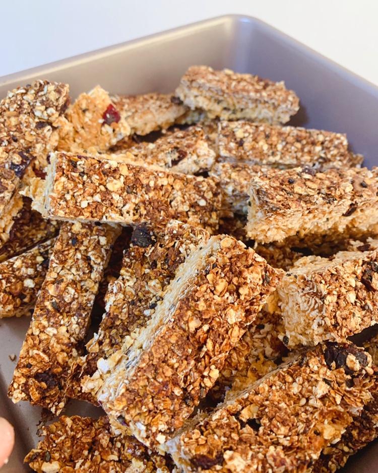 花色果仁燕麦棒