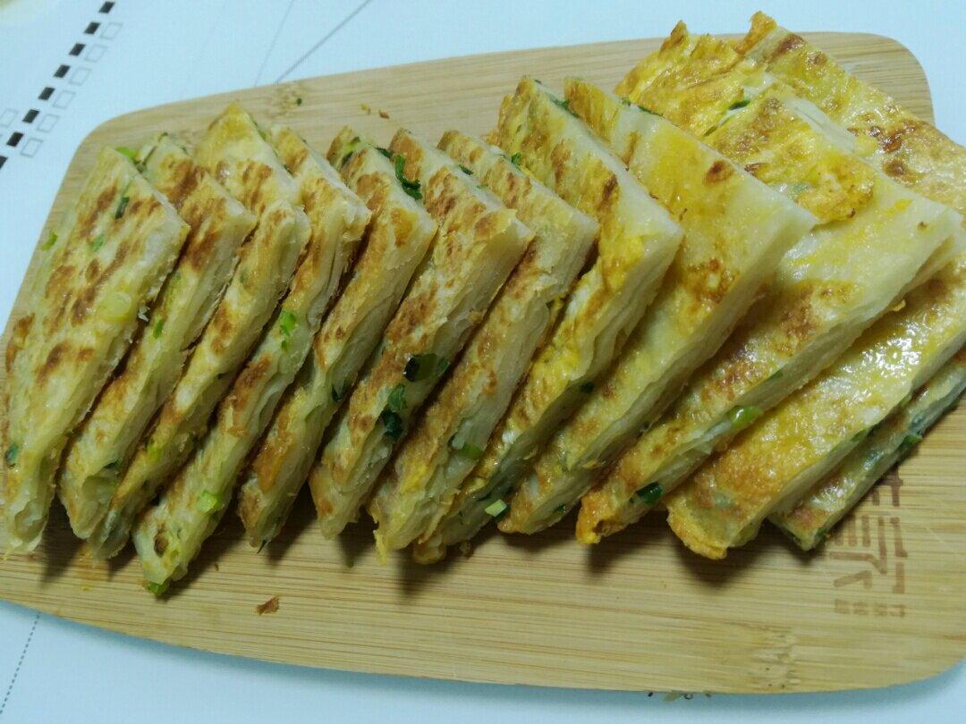 鸡蛋葱油饼                  （更新饼坯保存方法）