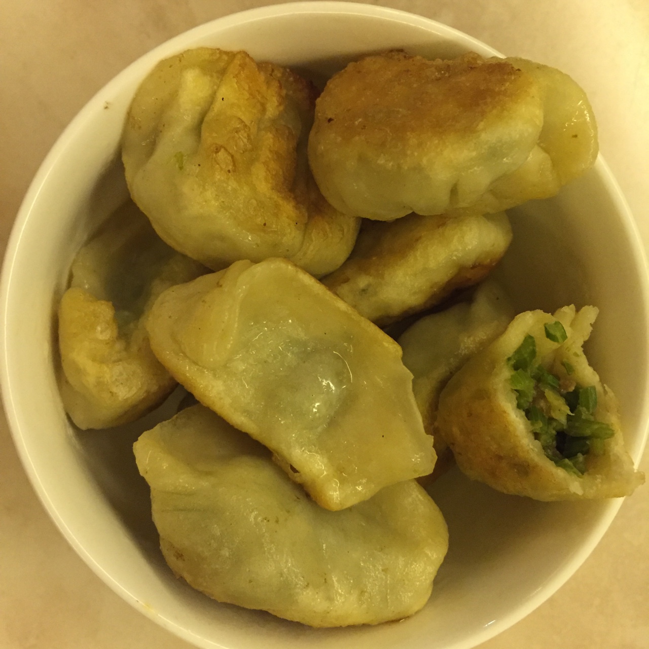 早餐来一锅香脆的生煎饺子