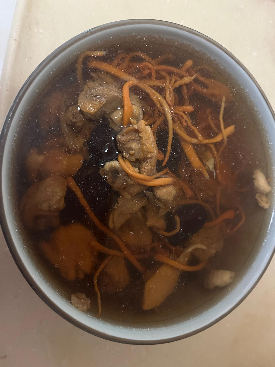 虫草花母鸡汤