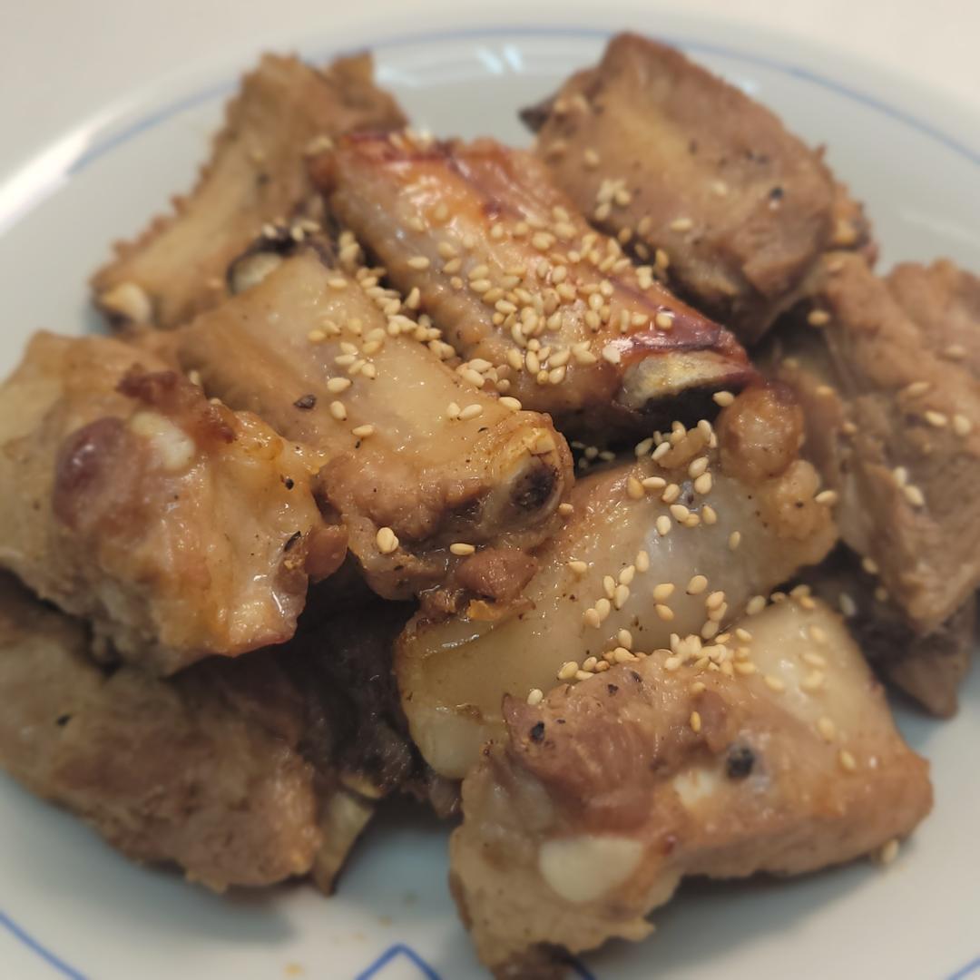 妹妹做的蜜汁烤猪肋骨