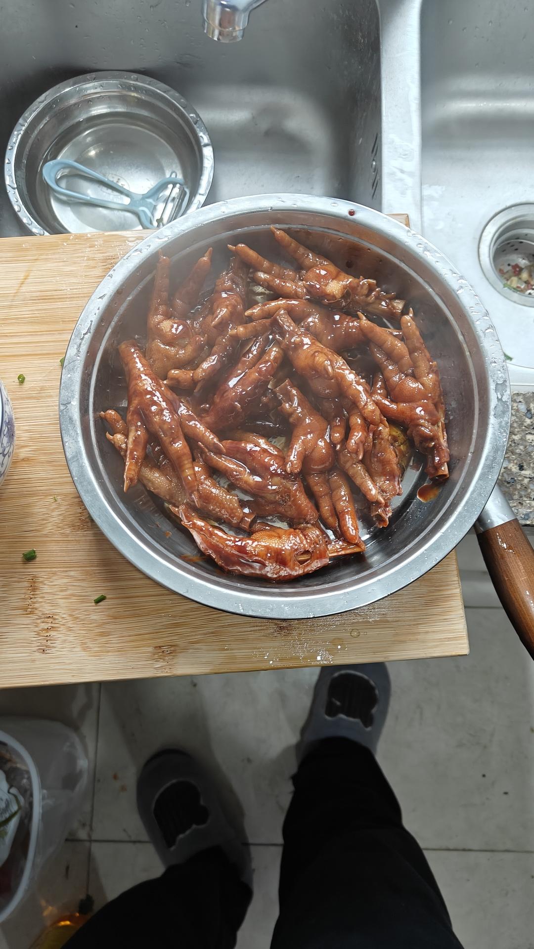 红烧鸡爪 好吃又简单