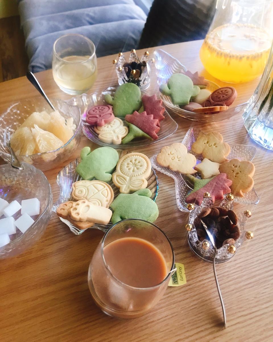 超简单！好吃又平整的糖霜饼干底的做法（附贴心小提示哦）