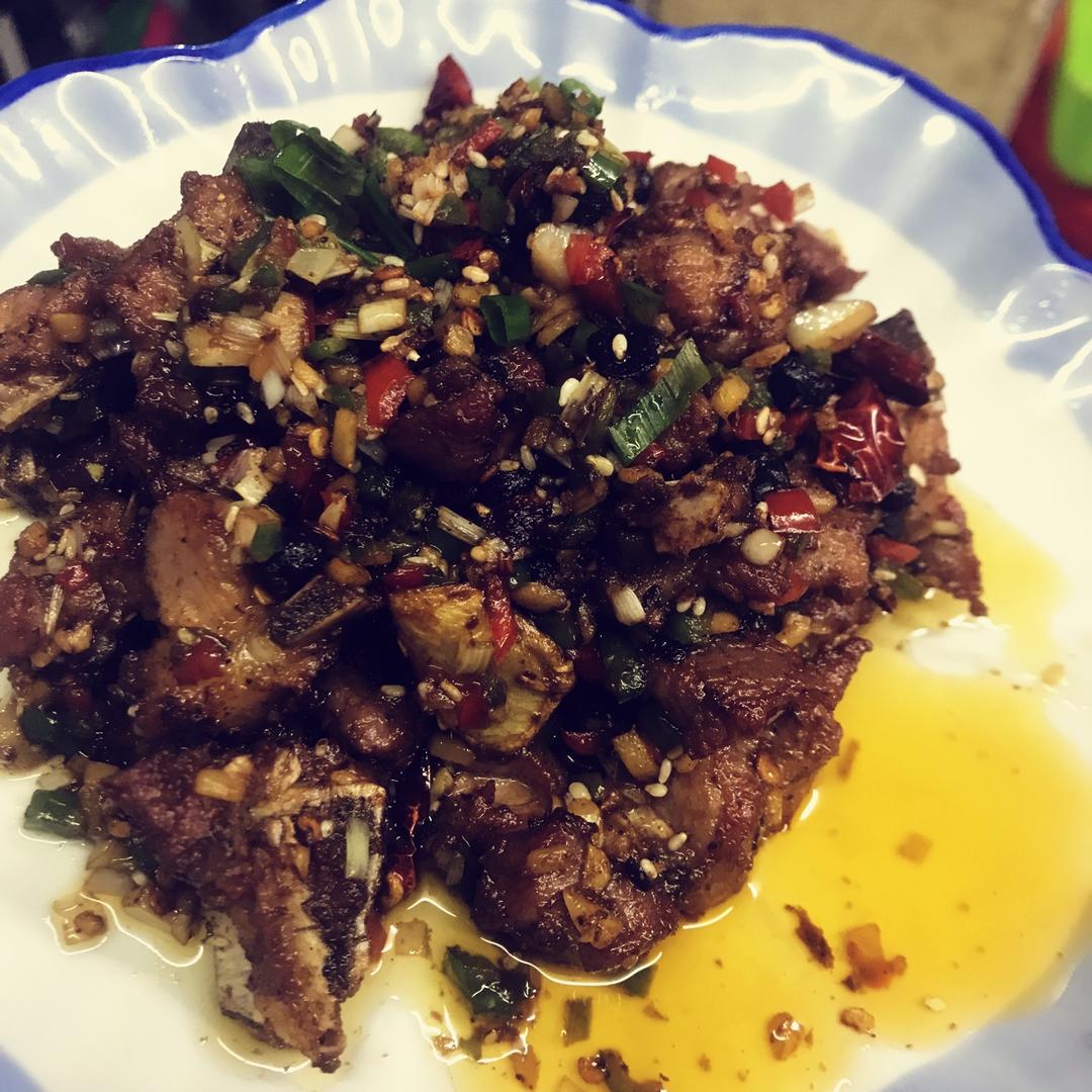 厨师长教你：“风味排骨”的家常做法，味道很赞，先收藏起来