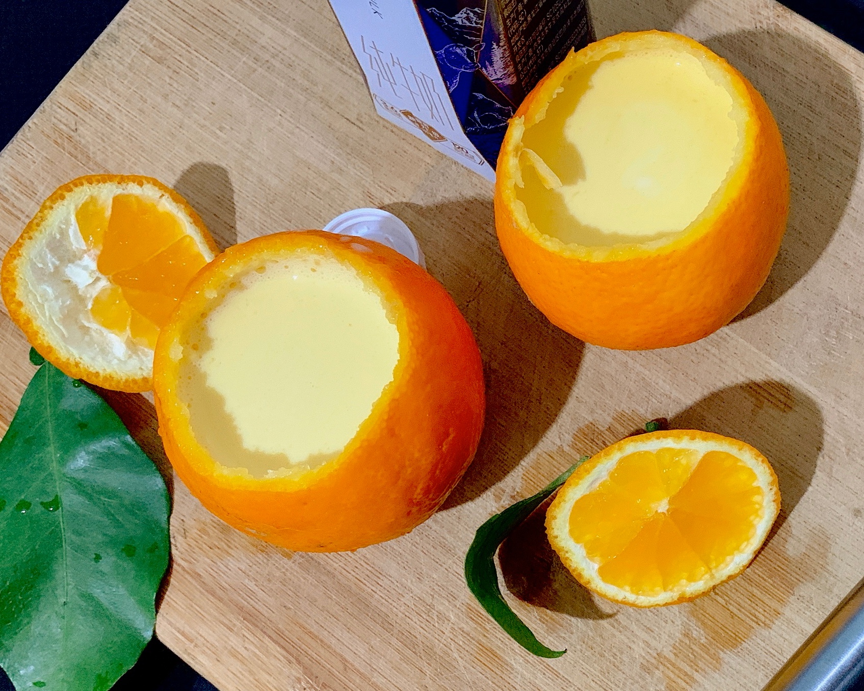 懒人甜品🍮｜橙香双皮奶蒸蛋的做法