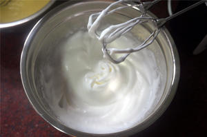 半糖酸奶蛋糕卷的做法 步骤4