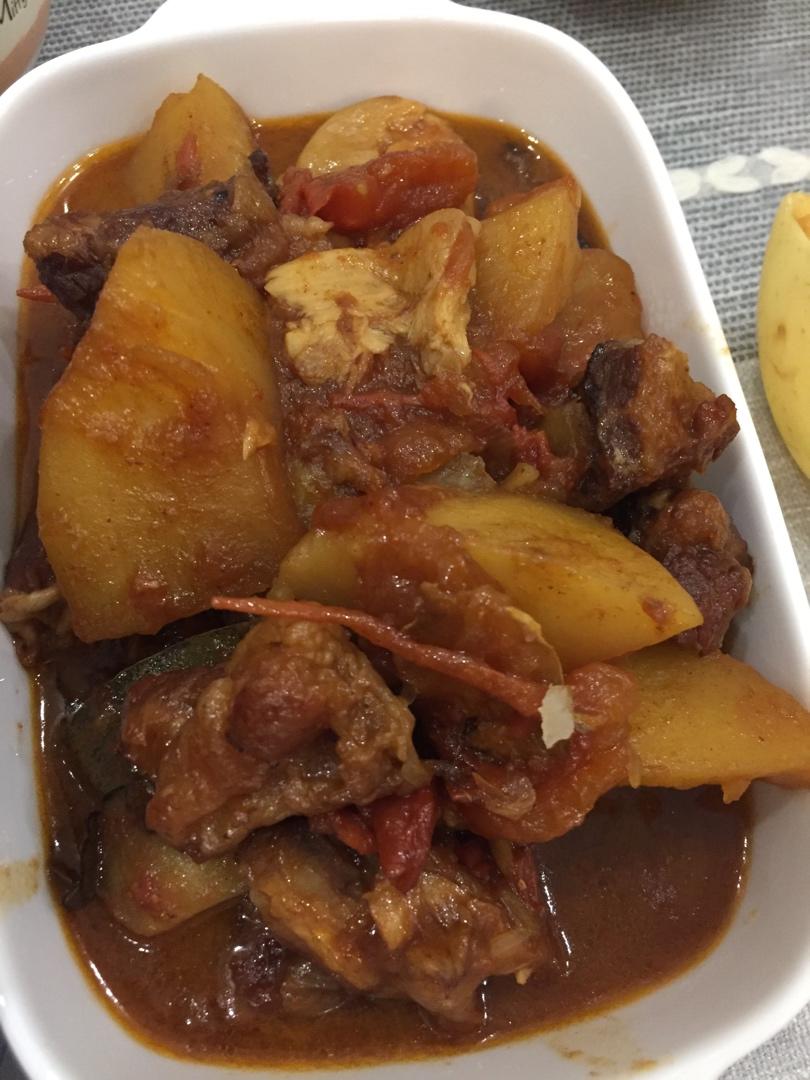 番茄土豆炖牛腩