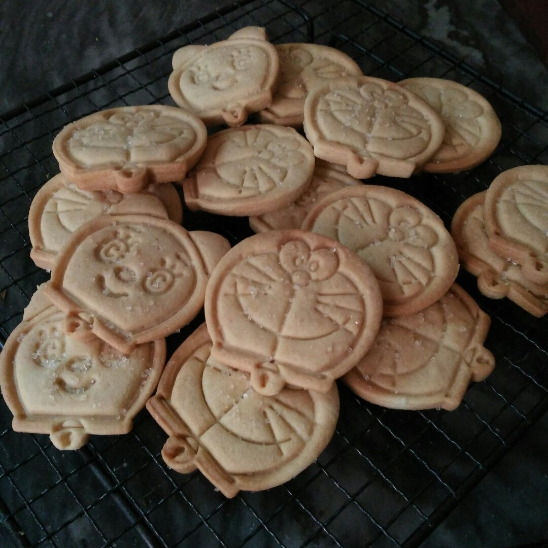 双色花朵饼干