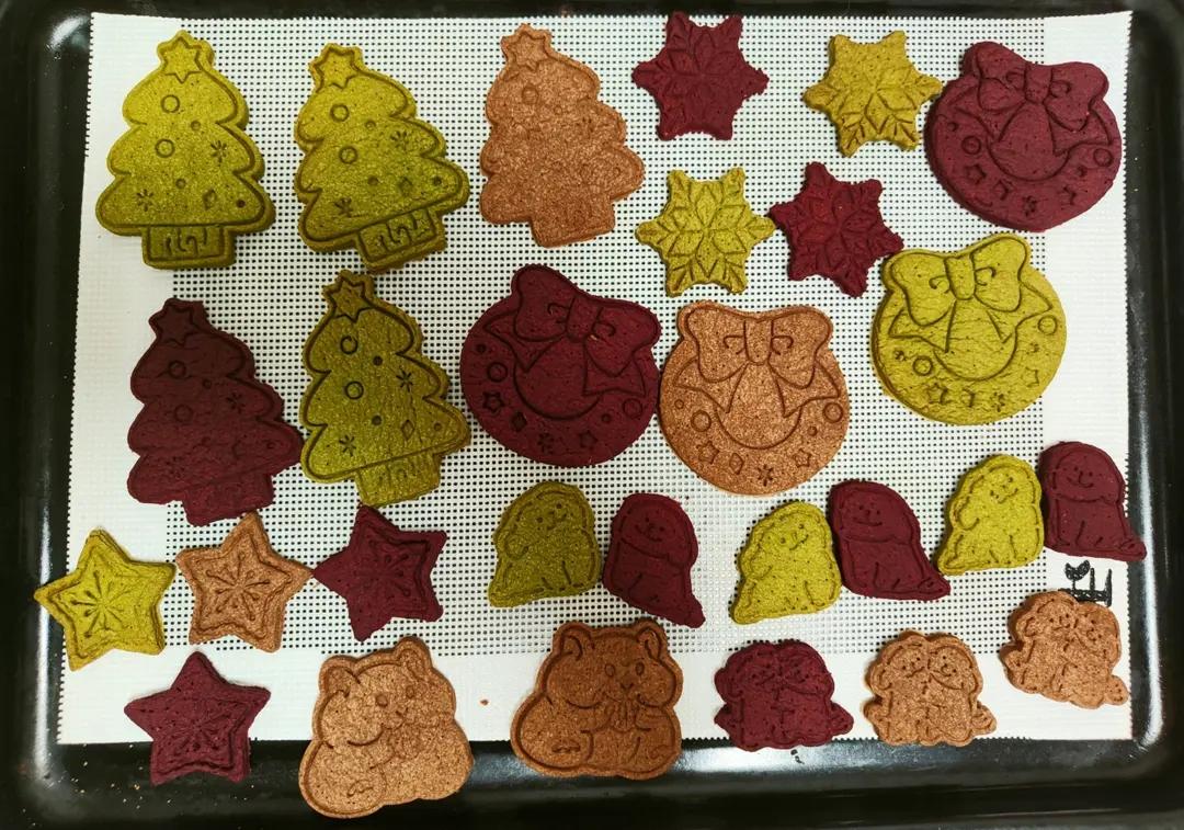 圣诞风印花曲奇饼干教程，附压面平整及脱模小技巧！