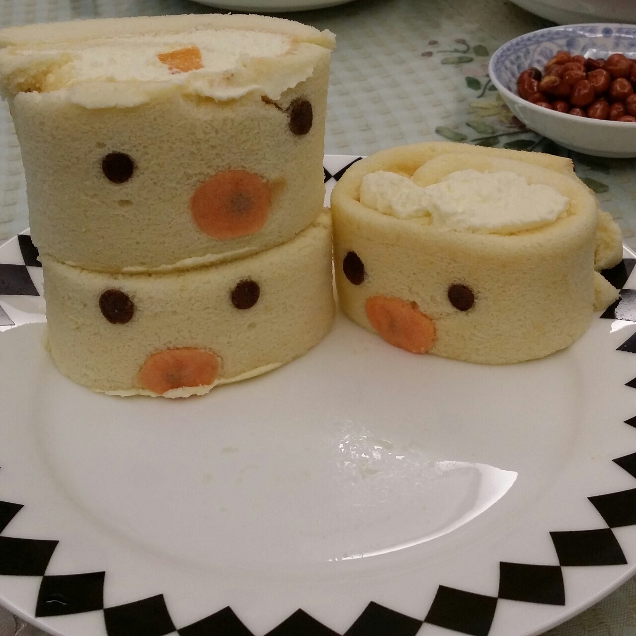 轻松小熊蛋糕卷
