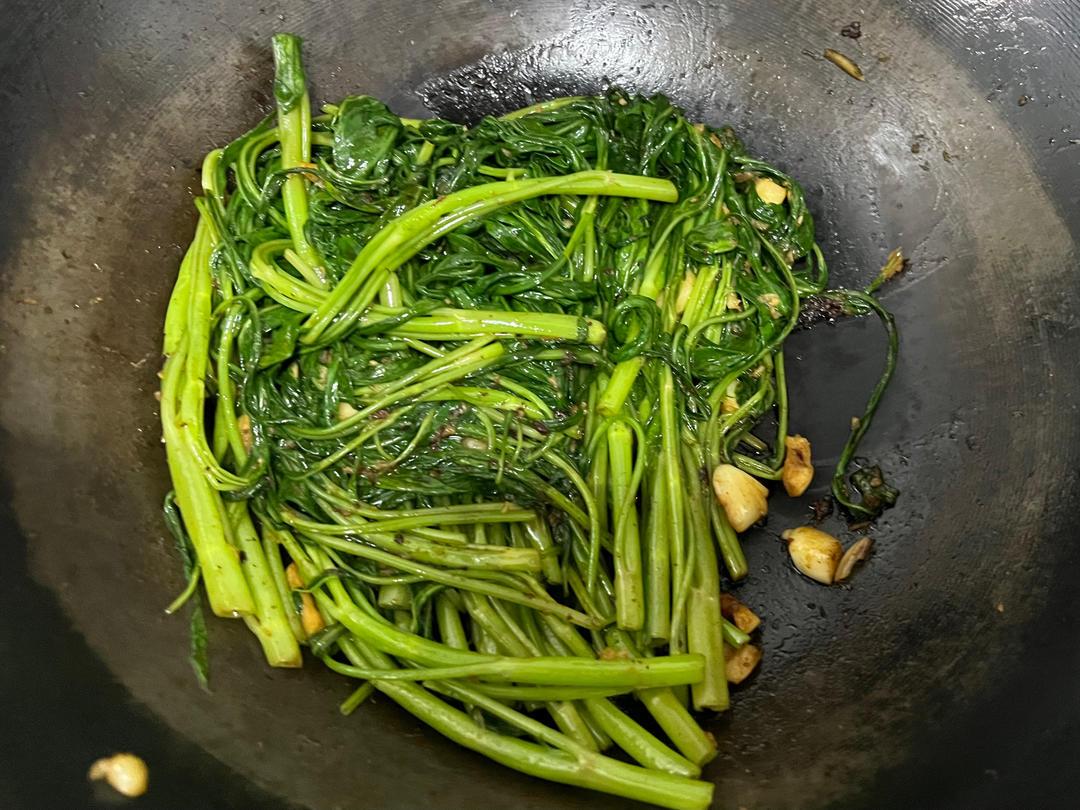 虾酱炒空心菜/通菜(马来风光)