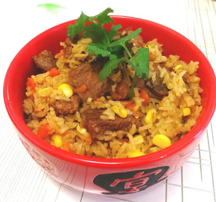 【排骨焖饭】