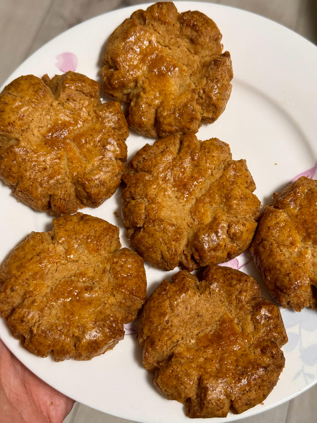 轻轻一按就碎掉的原味桃酥（不输猪油版）