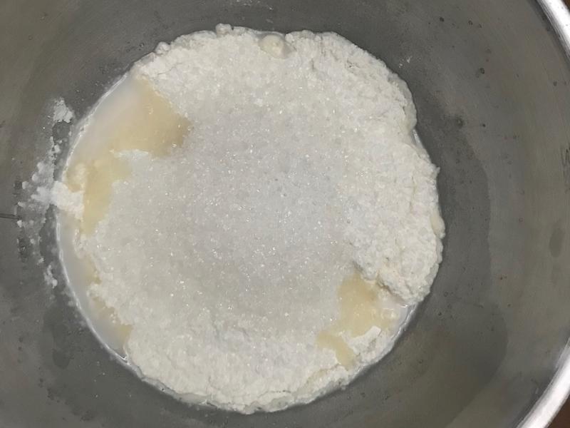 纯奶手撕吐司的做法 步骤1