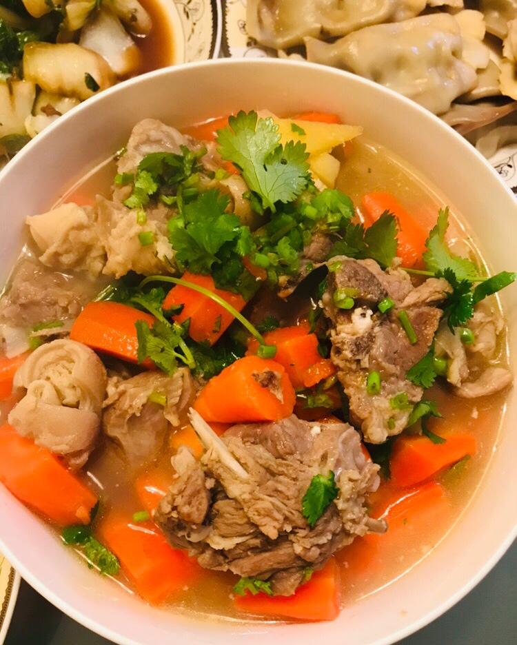 哈妮_9tsk做的胡萝卜炖羊肉