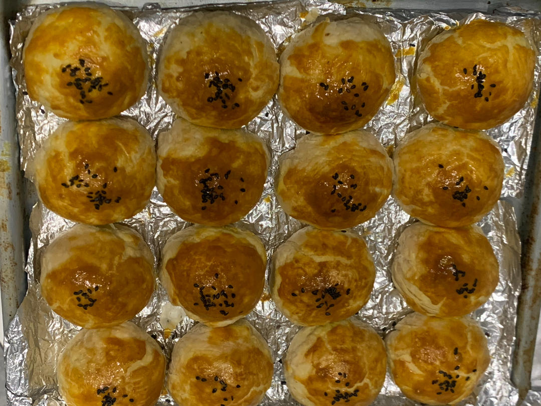 7天还酥掉渣的蛋黄酥（黄油版、猪油版）