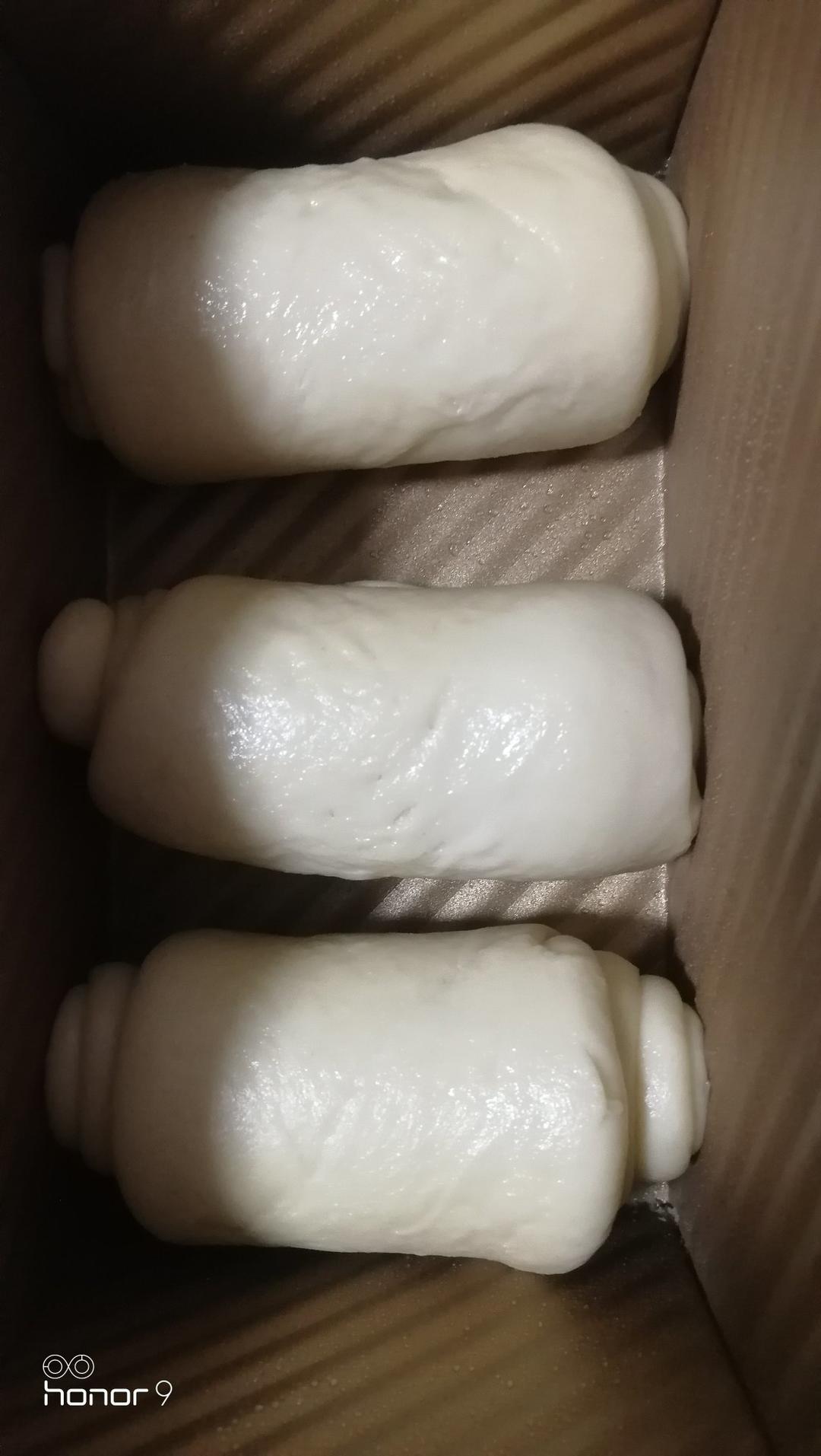 纯奶手撕吐司