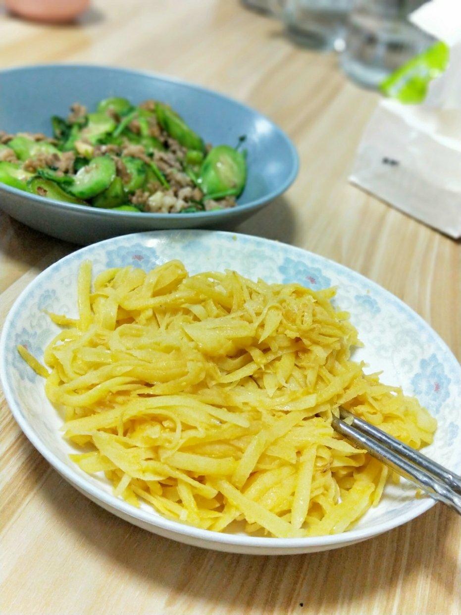 咸蛋黄土豆丝