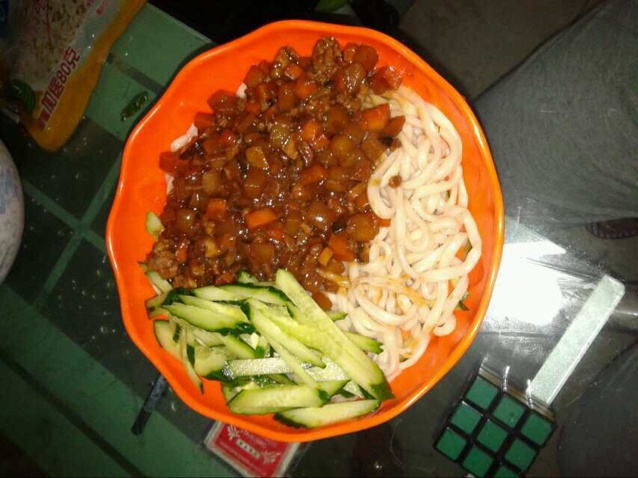 土豆炸酱面