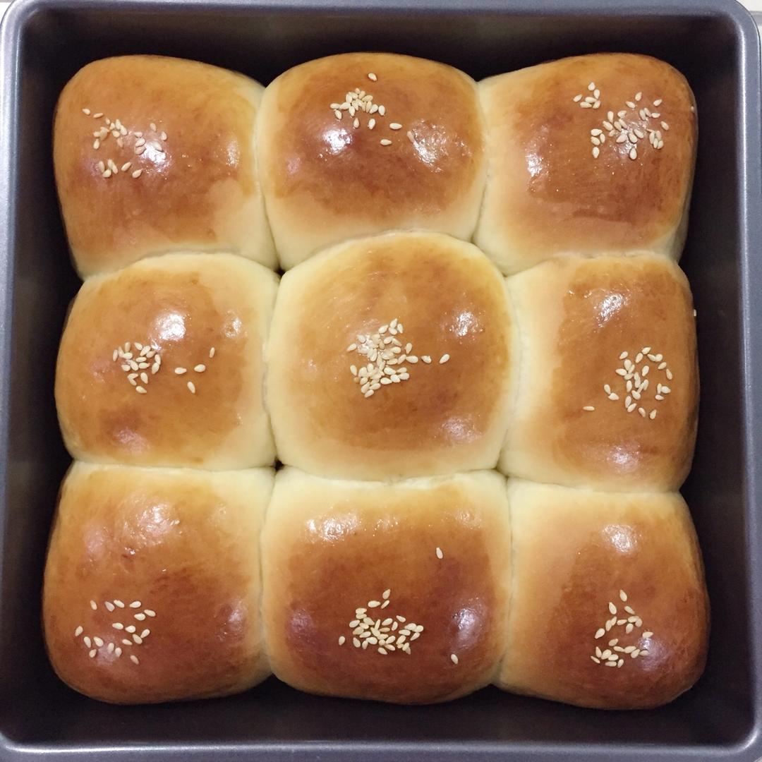 超软牛奶小餐包