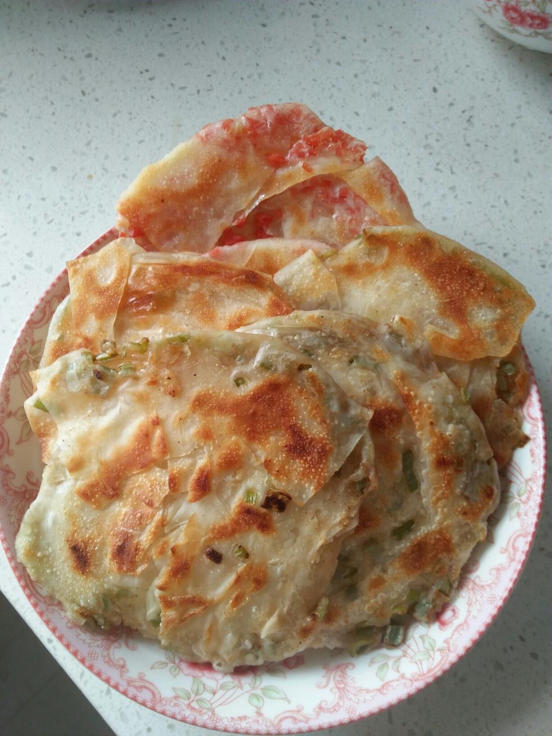 努力奋斗vd5k做的馄饨皮葱油饼