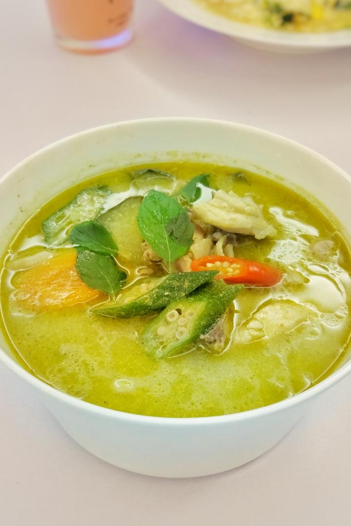 泰式青咖喱鸡