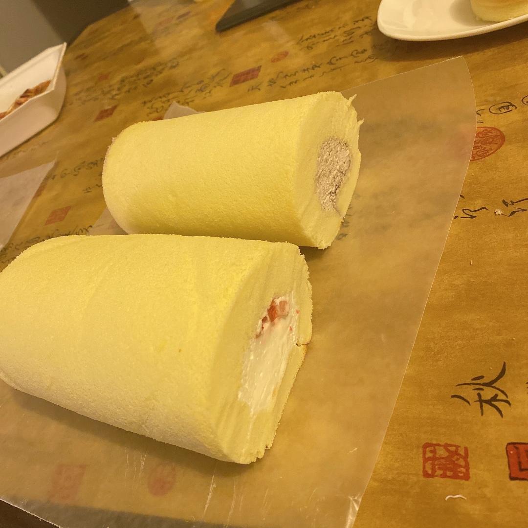 胖乎乎奶油芒果卷/不开裂不掉皮全过程详细图解烘焙视频/蛋糕篇6：「厚卷」