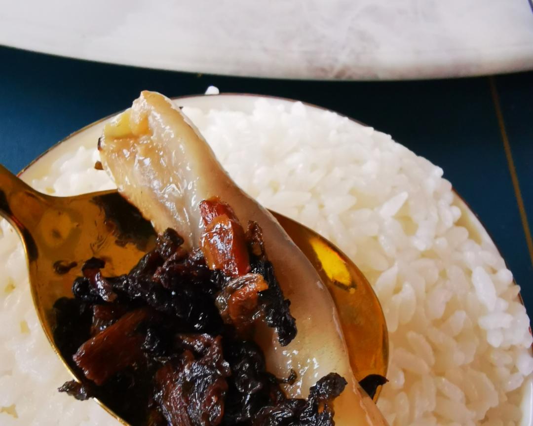 满满胶原蛋白的蒸鱼胶