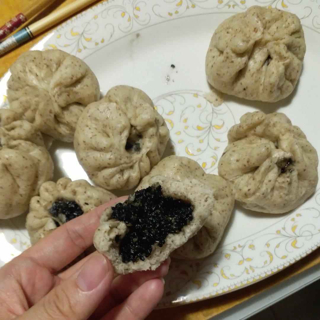 花生芝麻包子