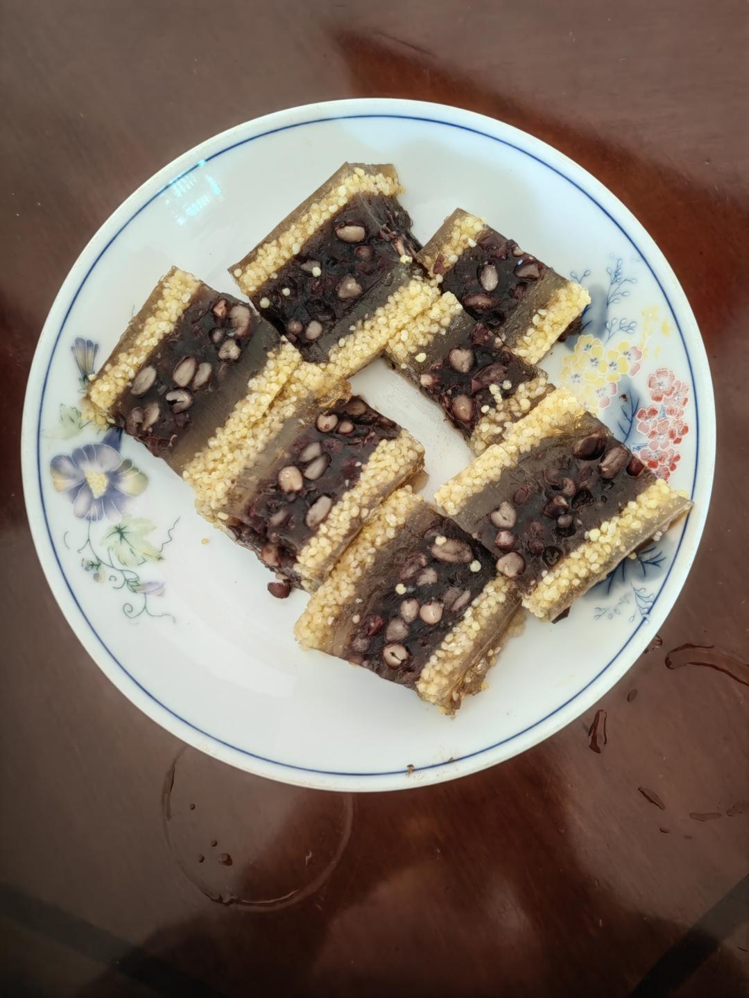 红豆小米杂粮糕