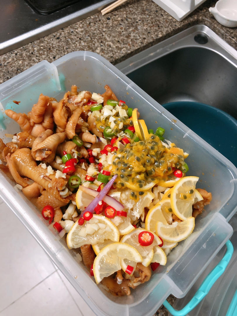 【柠檬酸辣鸡爪】自制超级无敌美味的网红鸡爪