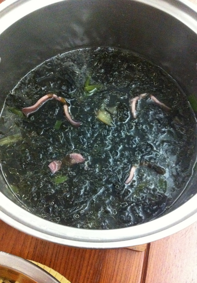 紫菜鱿鱼汤