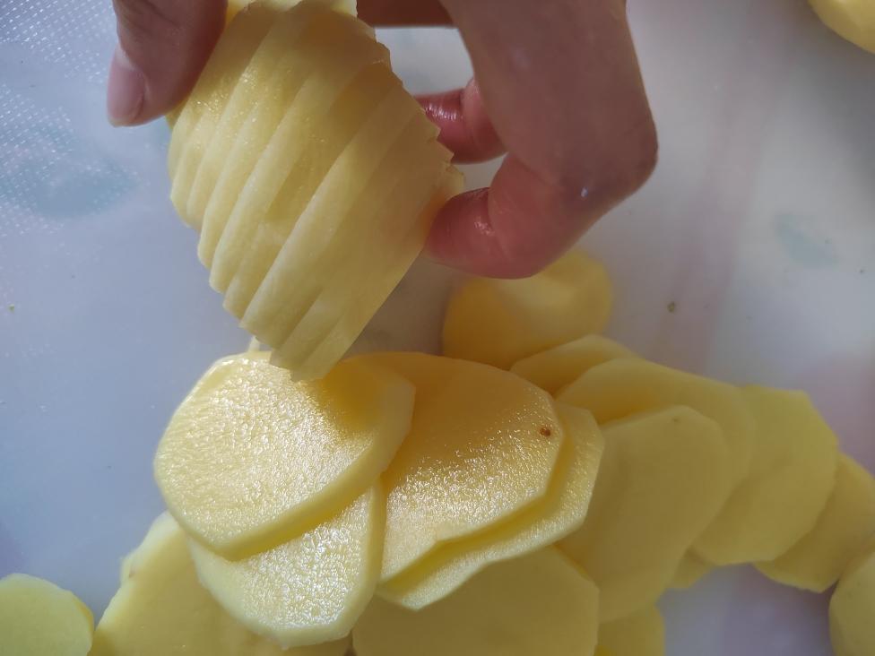 曬土豆干的做法 步驟5