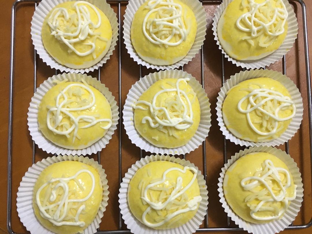 软到爆的肉松面包