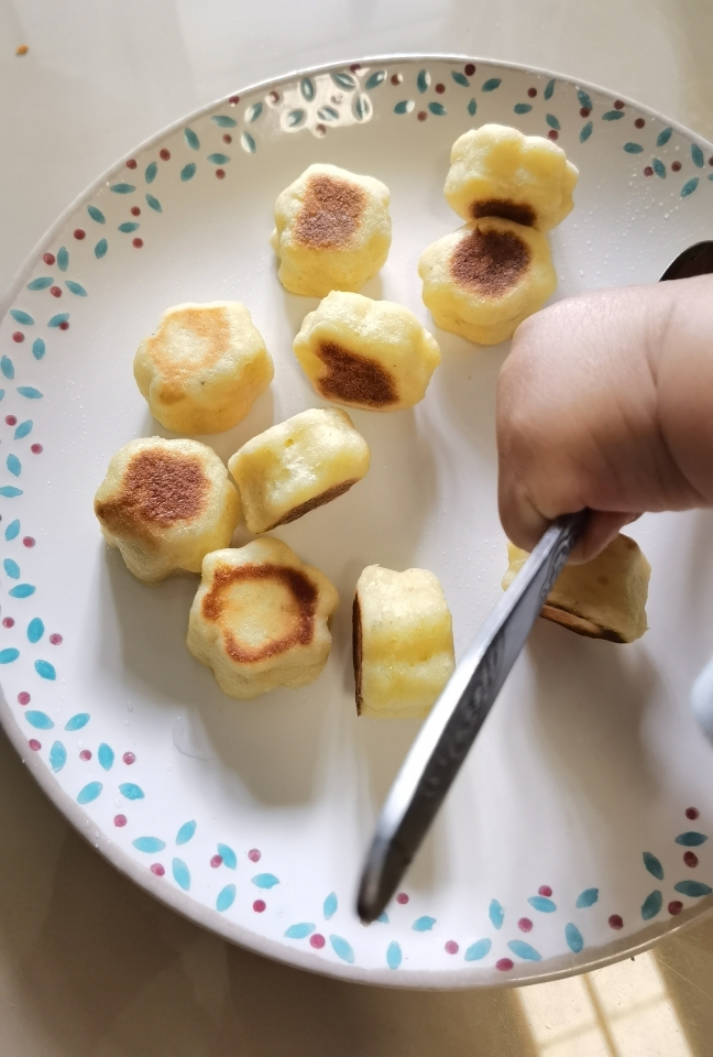 超好吃的宝宝香蕉山药小饼的做法