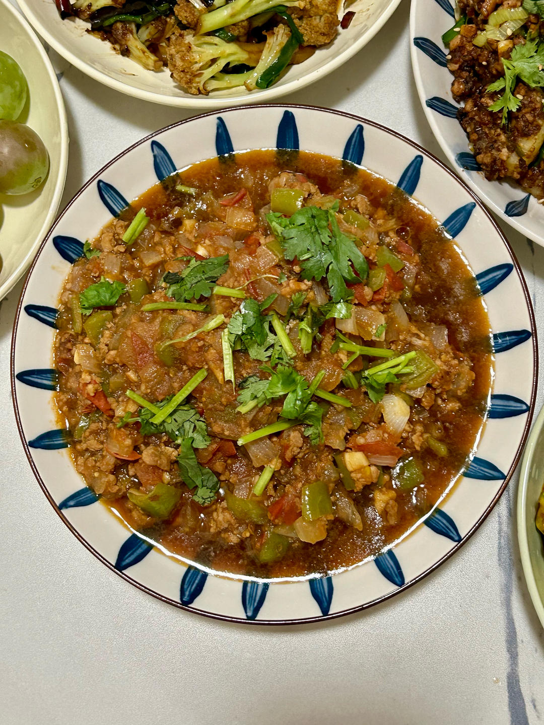 盘子都舔干净的云南红三剁