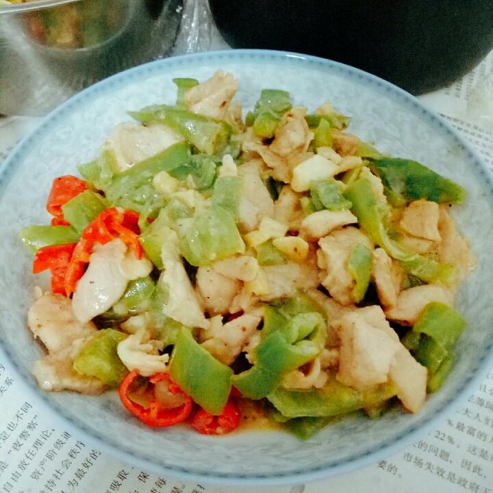 青椒肉丝--下饭快手菜