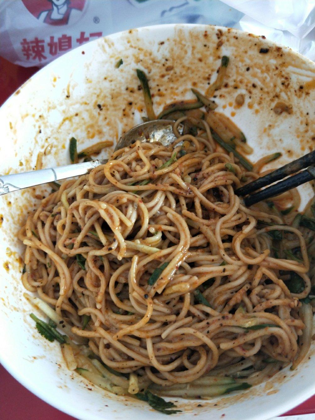 家庭版麻酱凉面