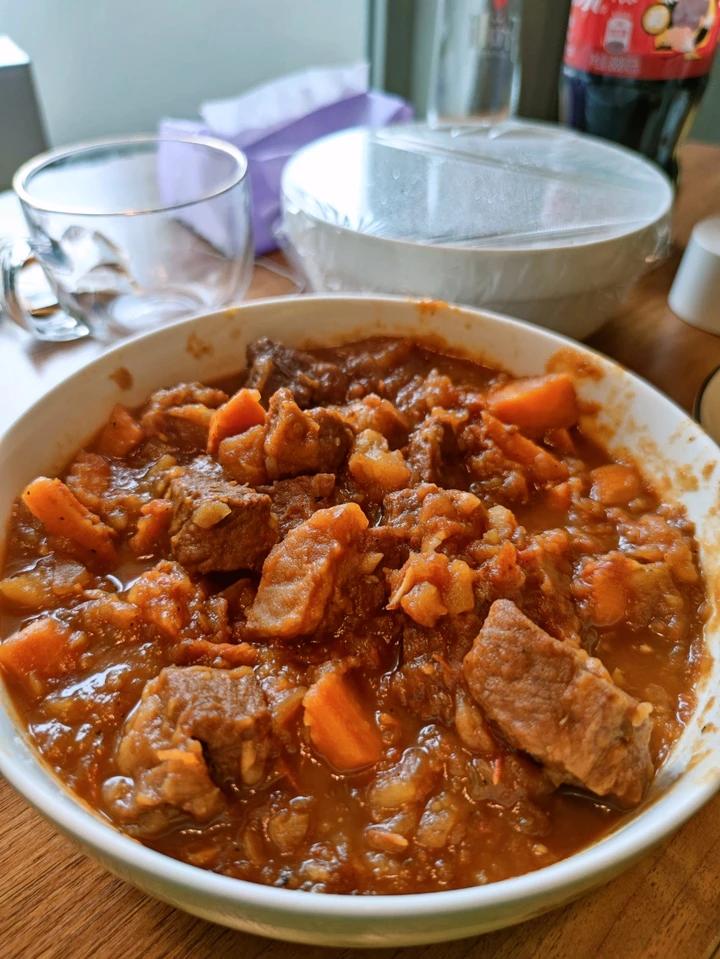 番茄土豆炖牛腩