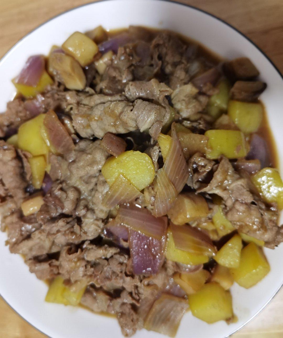 好吃到舔碗底的土豆肥牛拌饭
