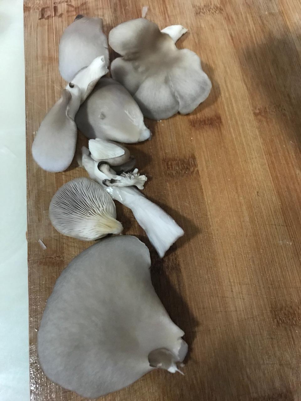 蒜蓉蒸金针菇