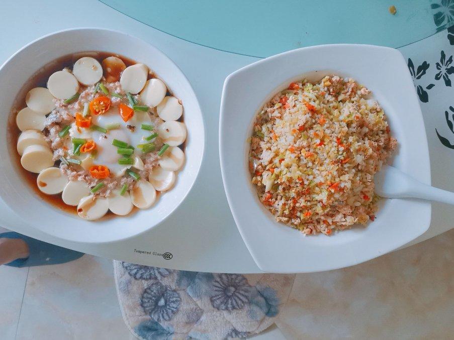 低脂三文鱼炒饭
