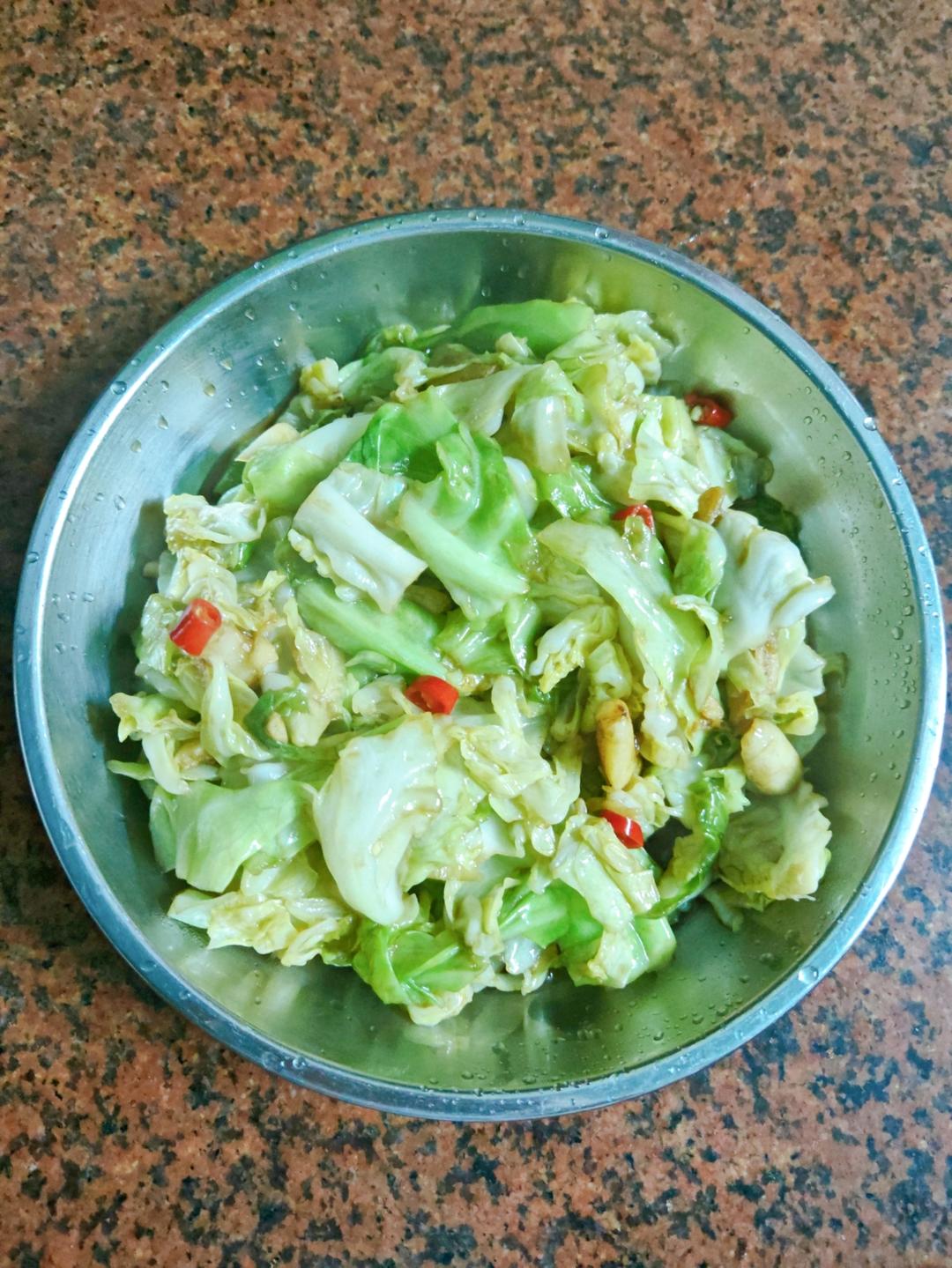 酸爽开胃的手撕包菜