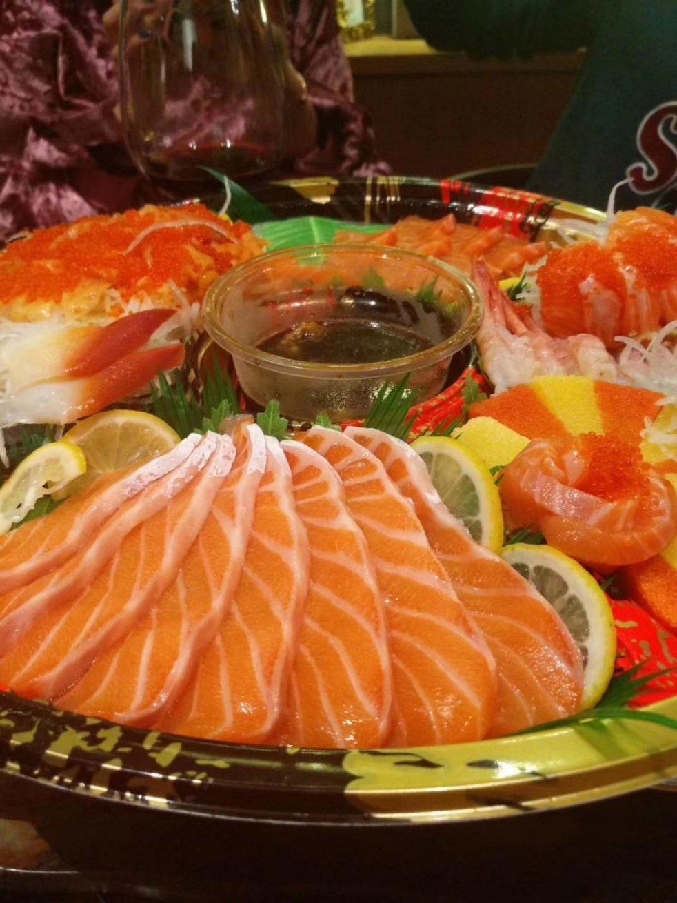 闽南老饕做的三文鱼 鱼生