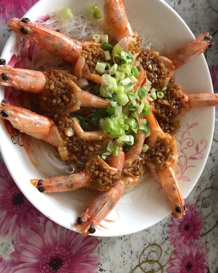 蒜蓉粉丝蒸虾