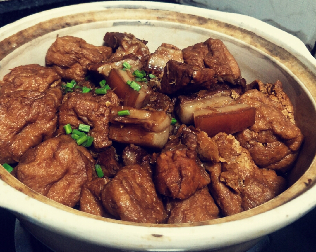 豆腐泡烧肉的做法