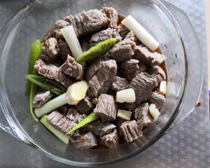 沙锅炖牛肉的做法 步骤9