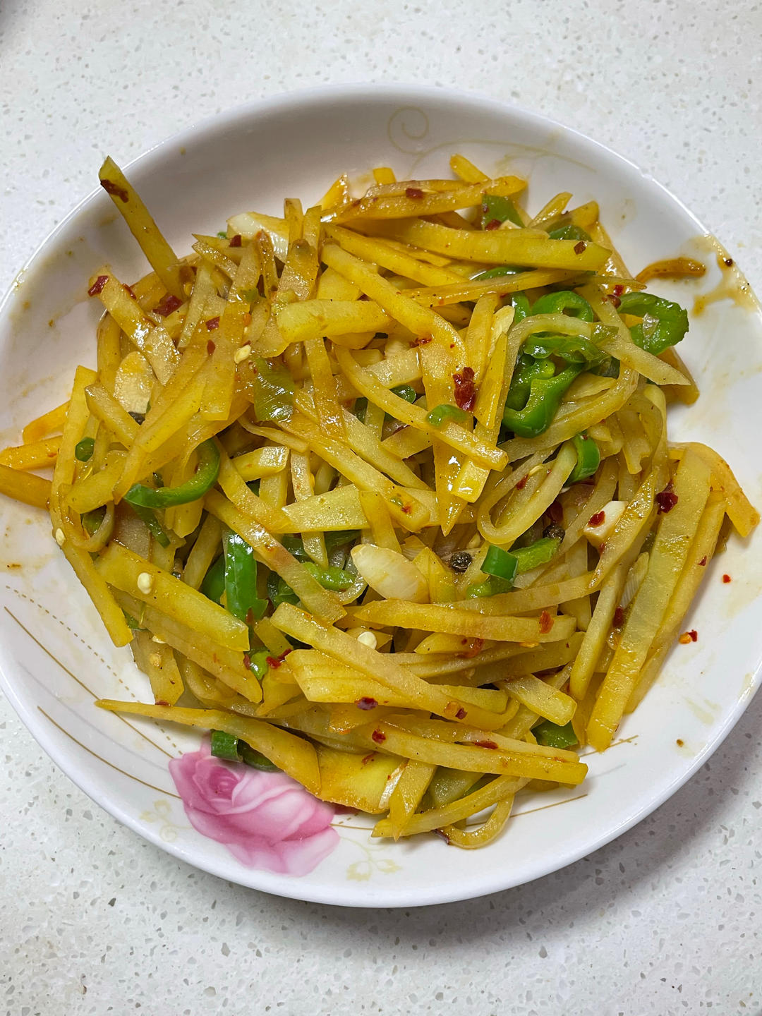 酸辣土豆丝的家常做法 超级下饭