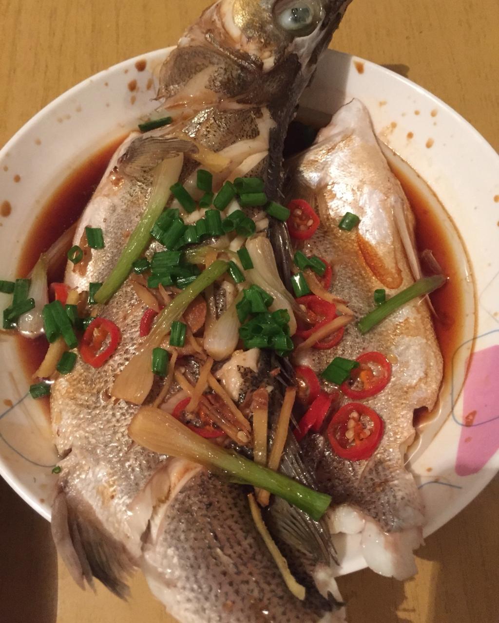 清蒸鲈鱼