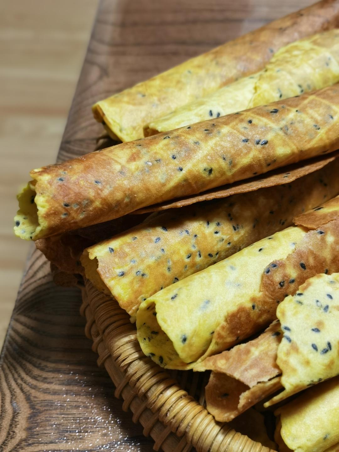超好吃！鸡蛋面粉就能做出酥脆掉渣的鸡蛋卷，新手易做！零失败